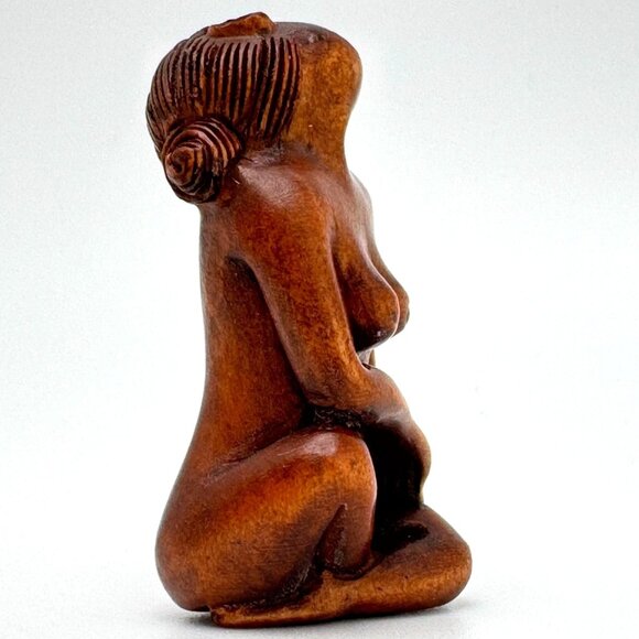 Ojime Bead Netsuke Woman Lady Geisha Hand-Carved Boxwood Signed Figurine 1.25" - Picture 8 of 8